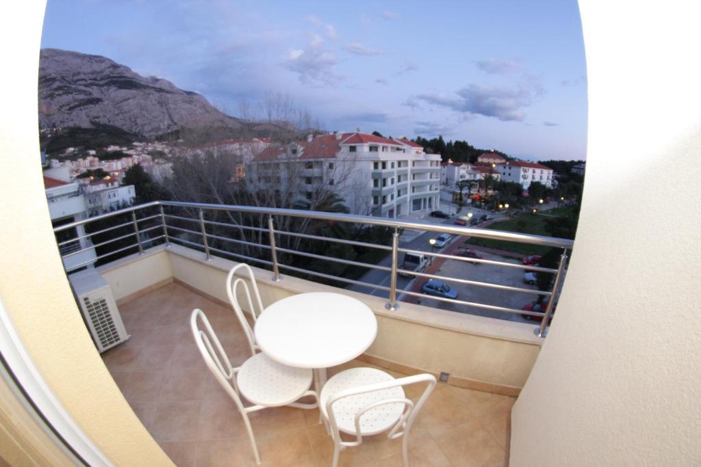 Apartments Villa Bondi Makarska Room photo